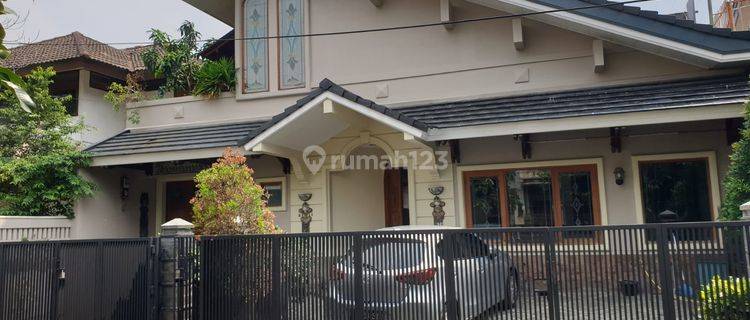 Turun Harga Rumah Bagus Pondok Indah sudah Renovasi 1