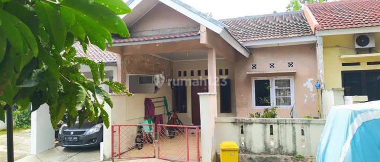 Rumah Second Terawat Bu di Perum Puri Gading Raya 2 Jatiwarna Bks 1