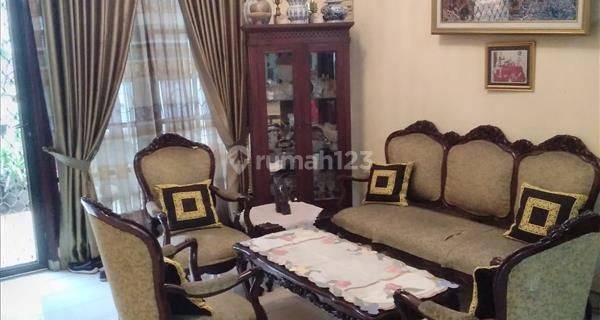 Rumah 2 Lantai Bagus 5.5 M SHM di Tebet Barat Jakarta Selatan 1