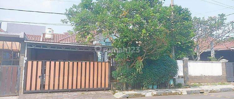 Rumah 2 Lantai Bagus Asri Luas Shm 3.3 M Di Taman Yasmin Bogor 1