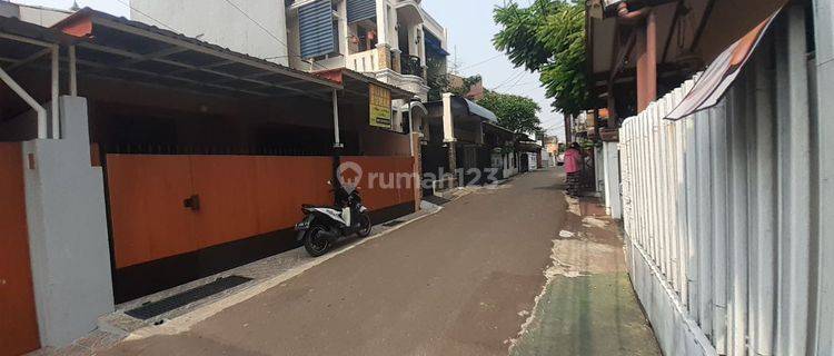 Rumah 2 Lantai Bagus SHM Pondok Bambu Duren Sawit Jakarta Timur 1