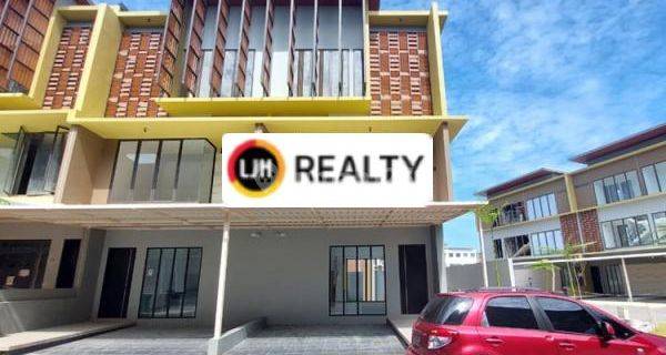 Disewakan Rumah 3 Lantai Di Perum The Icon Central 1