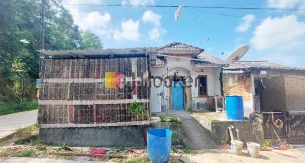 Rumah Hook 1 Lantai Di Perumahan Taman Sari Hijau 1