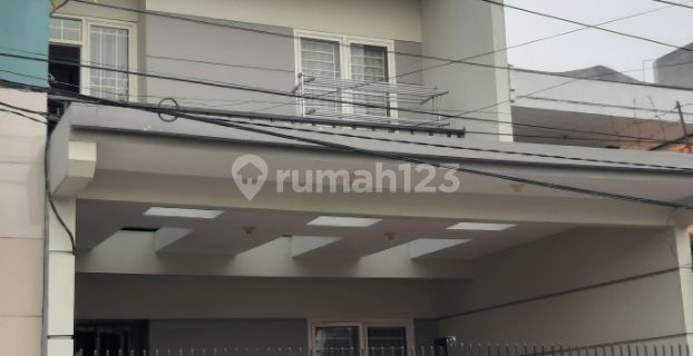Boarding House in Ngagel Near Gubeng Ubaya and Stts Campus 1