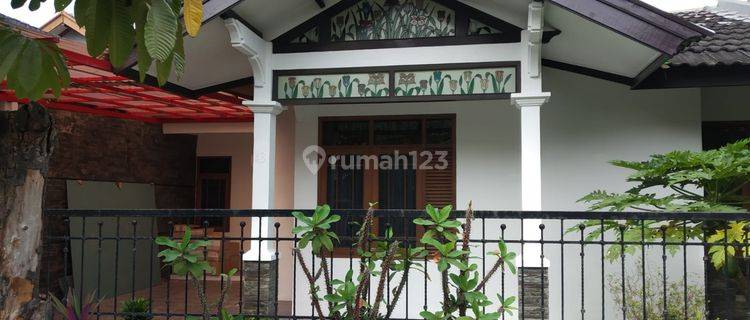 Rumah Dijual Cepat di Daerah Turangga Wartawan Semi Furnished 1