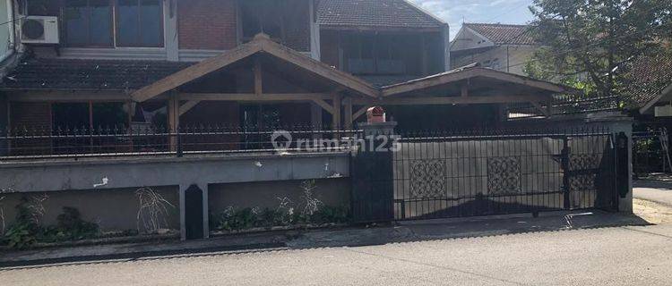 Rumah Siap Huni Semi Furnished Di Turangga Pasti Terjual Bulan Ini Jarang Ada 1