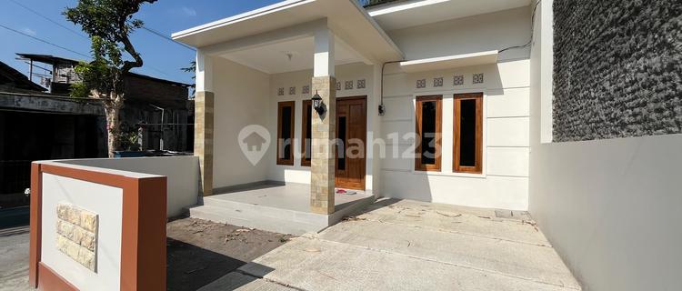 Cuma 350Jt Siap Huni Minimalis Posisi Hook di Jogonalan Klaten Type 42/80M2 Siap KPR SHM Ready 1