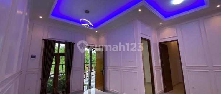 Ready to Occupy Type 80/120 Area 10 minutes from Kaliurang Street Limasan House 3BR+2BT Freehold Title READY Ready for Mortgage 1