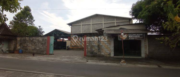 Gudang Tengah Kota Klaten di Bareng Klaten Tengah Klaten, Klaten 1