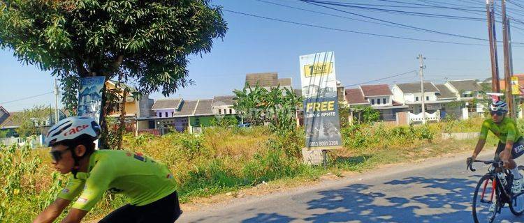 Tanah di Bolon Colomadu Karanganyar siap pakai bisa untuk Gudang distribusi pinggir jalan raya SHM 1