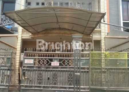 Ready-to-Occupy 2-Story House in Matraman, East Jakarta 1