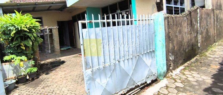 Dijual rumah lokasi teluk betung  1