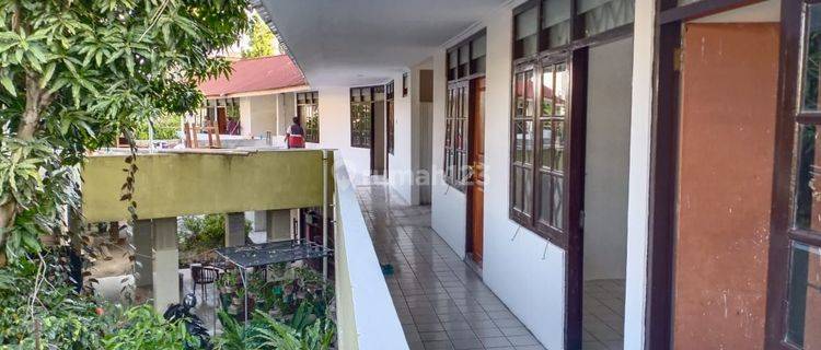 Rumah kost luas di Babarsari, ada rumah induk, strategis dekat kampus Atmajaya dan UPN 1