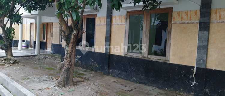 Spacious House in Dalem Teratai Asri Housing, Comfortable and Peaceful 1