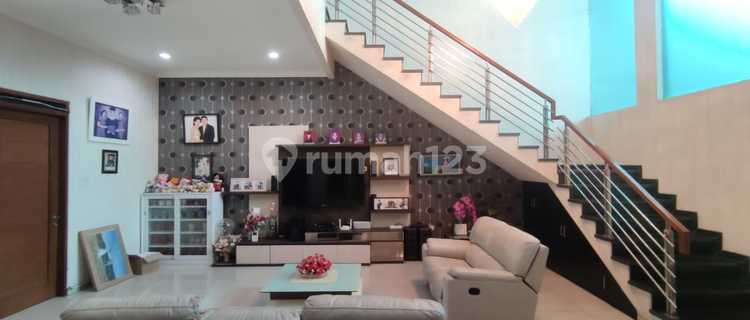 Rumah Bagus Furnished di Mekar Wangi , Bandung 1