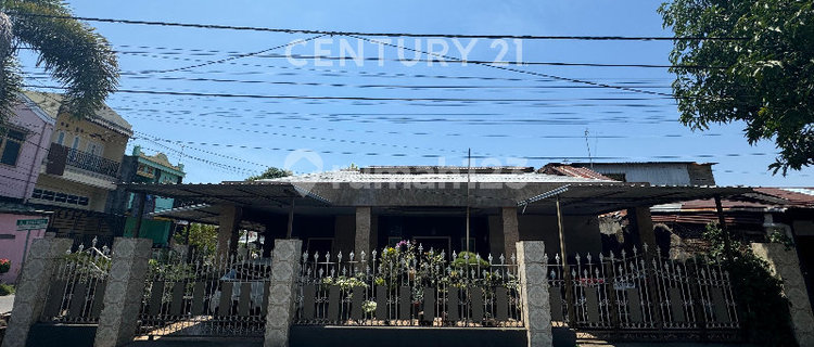 Rumah di Jual Posisi Sudut Sudah Lengkap dengan Beberapa Perabot 1