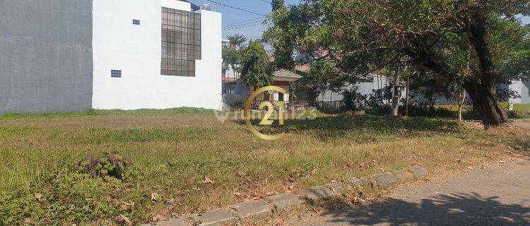 TANAH SIAP BANGUN DEKAT JALAN POROS DI TANJUNG BUNGA MAKASSAR 1