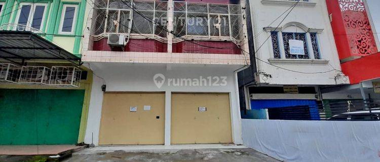 Ruko Siap Huni Dan Strategis Di Jalan Sungai Saddang Baru 1