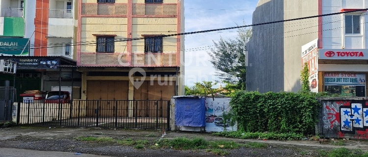 Ready-to-Use Shophouses and Large Vacant Land in Hertasning Baru, Makassar 1