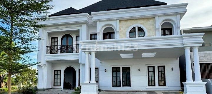 Luxury Ready-to-Occupy House in the Citraland Tallasa City Area 1