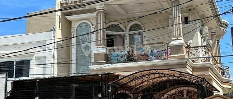 Rumah Strategis Dan Siap Huni Di Jalan Pongtiku 1