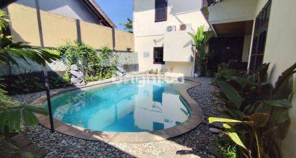  Rumah Semi Villa Model Vintage  Furnished di Tukad Panjer 1