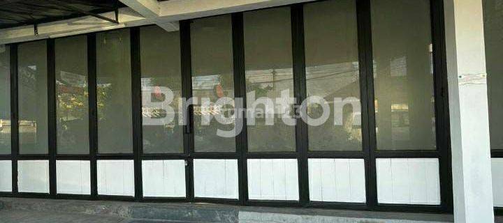 Shop on Main Road Near Red Light min 3 years in Gn Agung 1