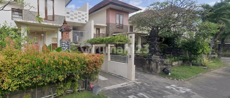 Rumah Semi Villa One Gate Furnished Di Hayam Wuruk 1