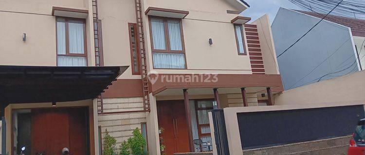 Rumah Mewah Dalam Townhouse Ada Swimming Pool Pejaten Jakarta Selatan 1