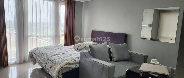 Apartemen breeze Studio full Furnished  1