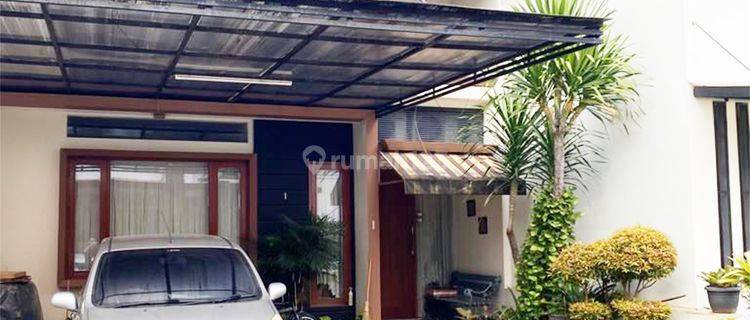 rumah 2 lantai 3 kamar dekat kampus STAN di Sektor 5 Bintaro 1