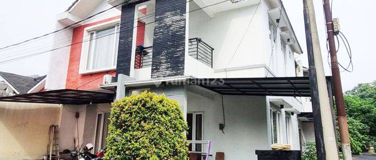 Rumah Hook 2 Lantai 4+1 Kamar di Beranda Serpong 1