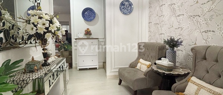 Ready-to-live 2-story 4+1 bedroom west-facing house in Delatinos 1