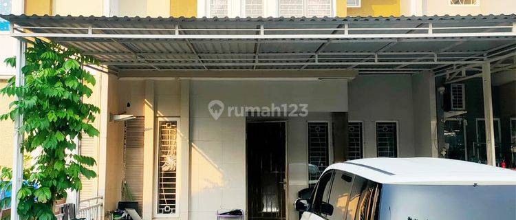 Rumah 3 Lantai 3+1 Kamar Semi Furnished di Modernland 1