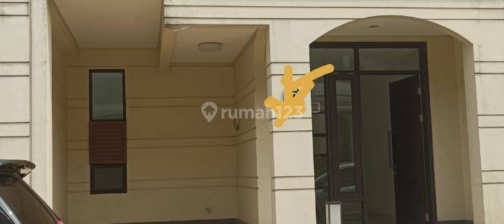 For Rent Rumah 2 Lantai Rapi Murah Dekat Tol di Allura Lavon 1