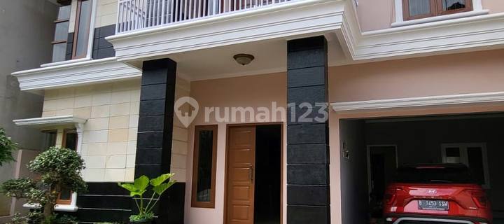 1 Unit Rumah Mewah Fully Furnish Siap Huni Disriwedari Cibubur 1
