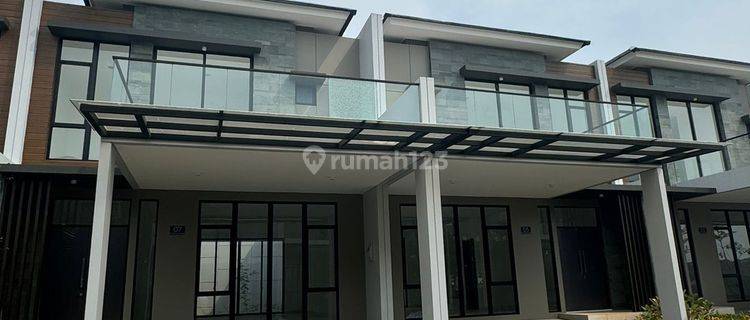 Disewakan Rumah 8x20 Kosongan 2 Lantai Permata Hijau Residences Pik 2 1