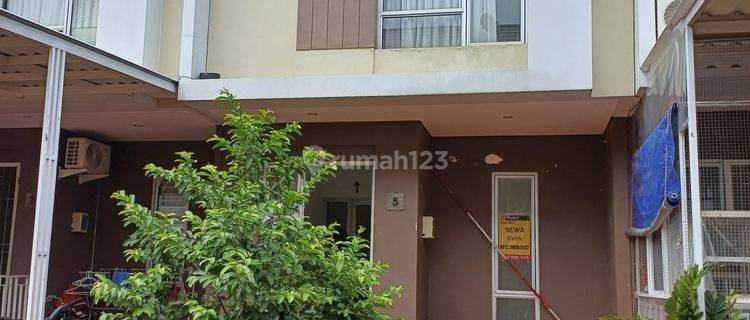 Sewa 2 Lantai Dekat Pintu Tol Malibu Village Gading Serpong 1
