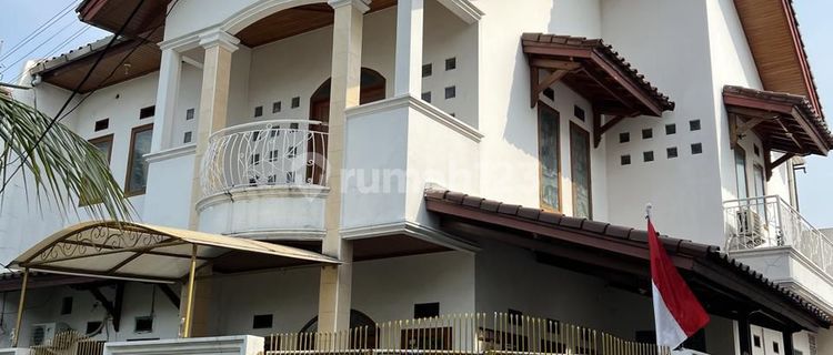 2-Storey House, Affordable, Move-in Ready, Flood-Free in Duren Sawit, East Jakarta 1