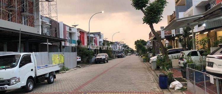 Dijual Rumah 2 Lantai di Golf lake residence SHM Bagus 1