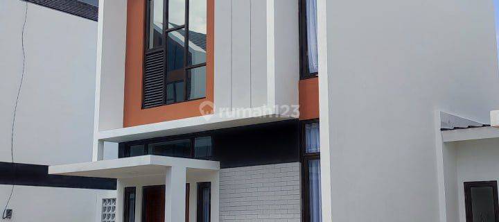 700 jutaan rumah 2 lantai Arcamanik Kota Bandung 1