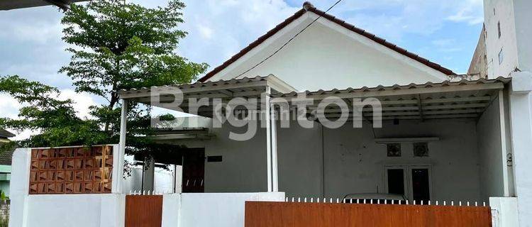 di kan rumah cantik di dekat Unsri bukit 1