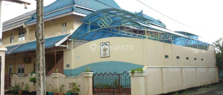 Dijual gedung exs Kids school 1