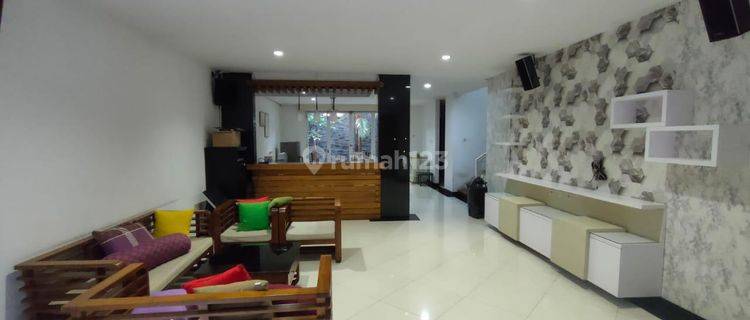 Rumah Modern Terawat Dan di Maintain di Greenville 1