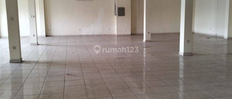 Disewa Ruko Gandeng 5
Di Cakung 
Total LT 22,5 x 15 : 337 m²
Total LB1015 m² 1