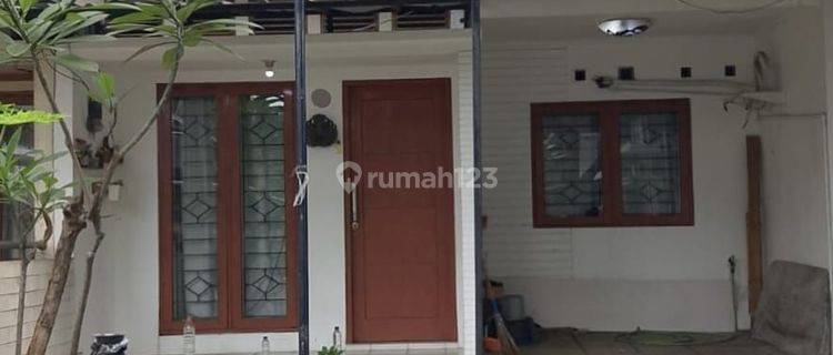 Dijual Rumah Siap Huni
pondok Kelapa Residence
duren Sawit, Jakarta Timur. 1