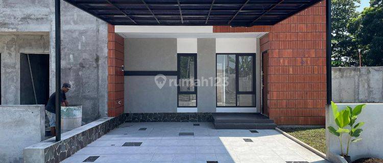 Rumah Di Perumahan Mewah Eksklusif One Gate System Di Jalan Purbaya Cebongan Mulai 699 Juta 1