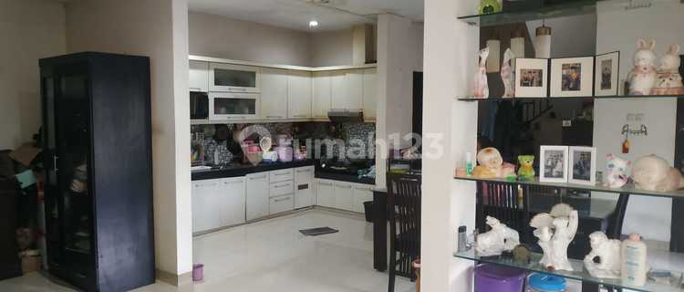 Rumah 2 Lantai Jl Nawawi Situ Aksan 1