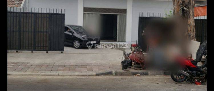 Ruko Baru Renovasi di Kramat,pinngir Jalan Lokasi Strategis  1