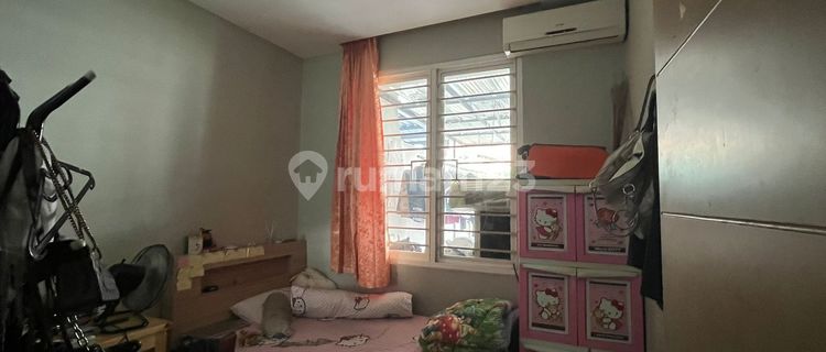 For Sale: 1½ Story Griya Permata House opposite Metland Puri 1